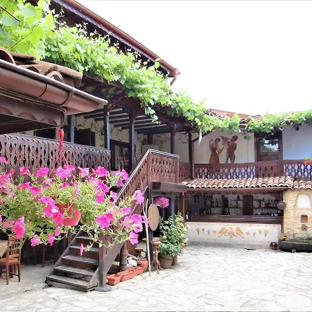 за гости The Old House Velingrad