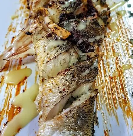 за гости The Old House