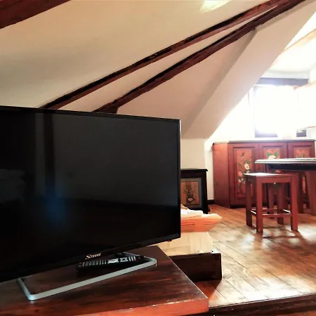 за гости The Old House Velingrad