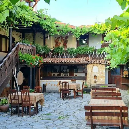 Hotel за гости The Old House 3*