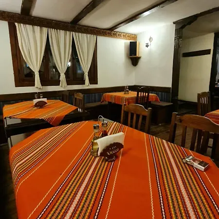 за гости The Old House 3* Velingrad
