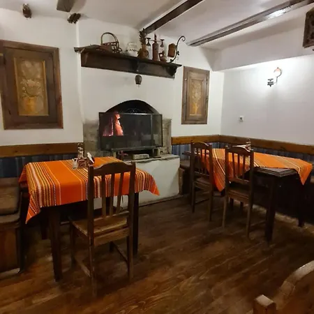 за гости The Old House Hotel Velingrad